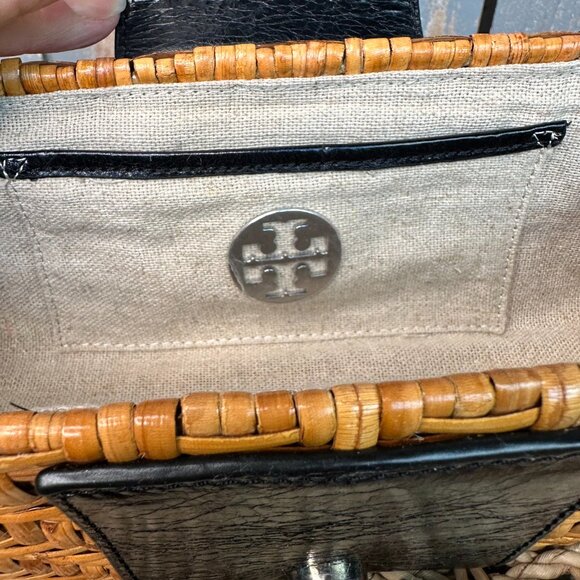 Tory Burch Rattan Logo Clutch Natural/Black - Picture 11 of 12